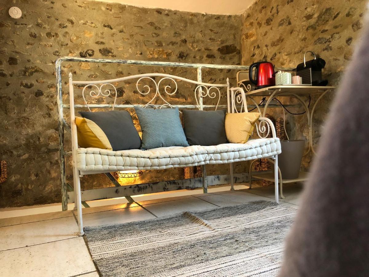 Chambre D'Hotes Lou Pataclet Charols Exterior foto